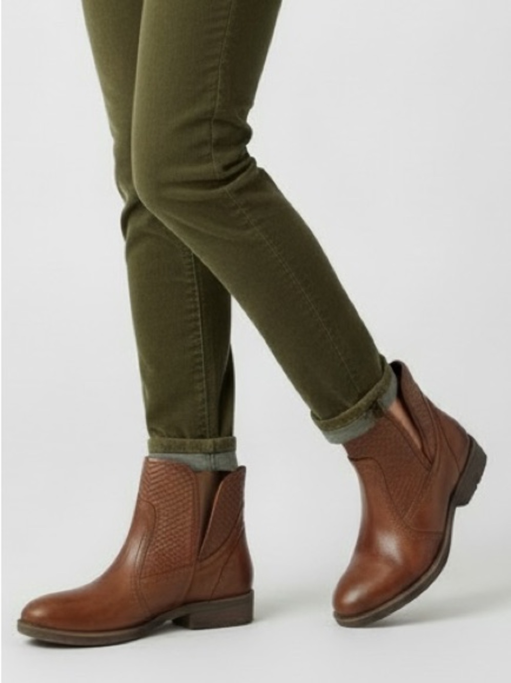 Roan Sea Ranch Booties Brown Leather Ankle - Stylish Slip-On Chelsea